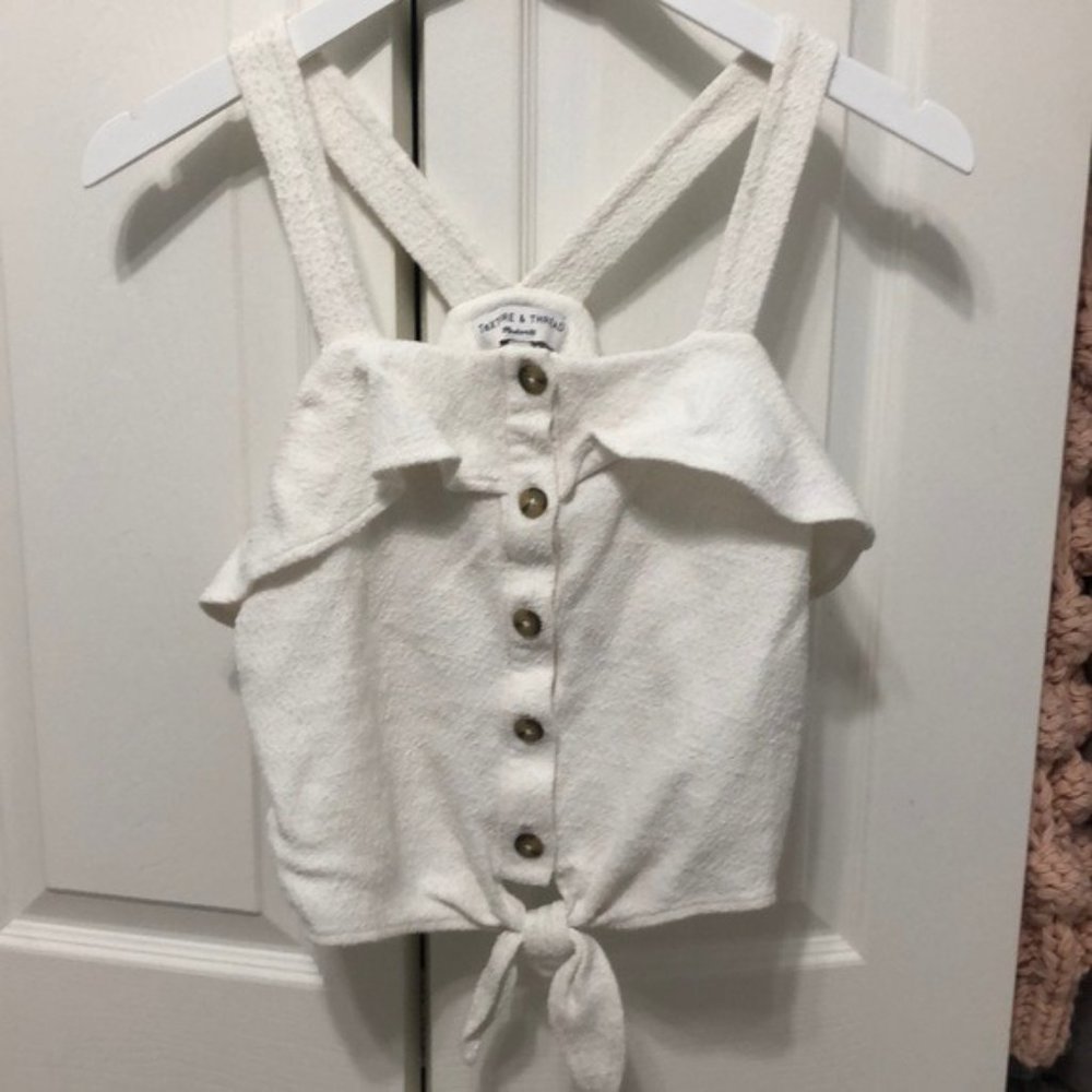 White cropped tank
